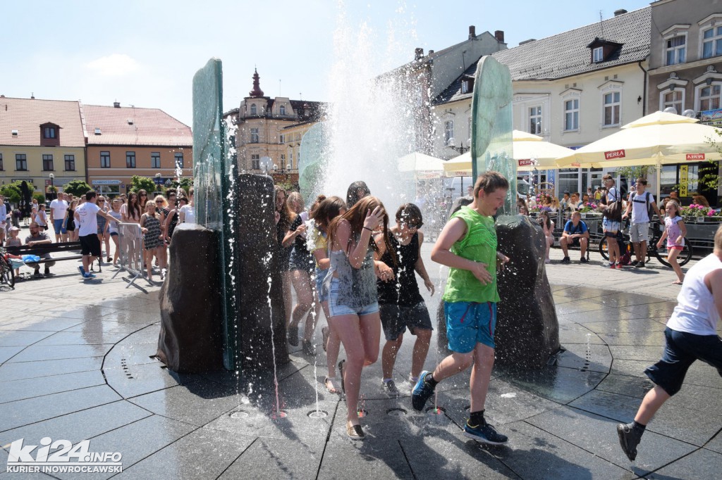Na Rynku młodzież powitała wakacje