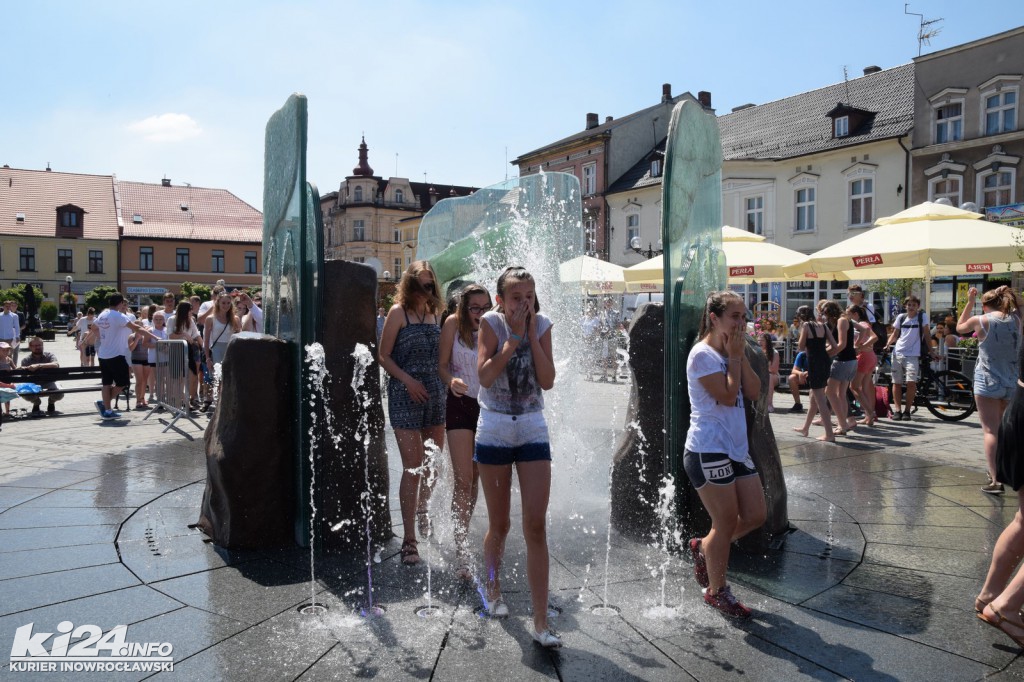 Na Rynku młodzież powitała wakacje