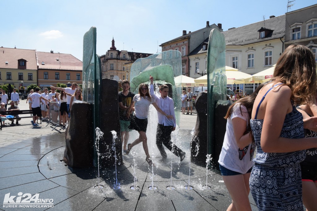Na Rynku młodzież powitała wakacje