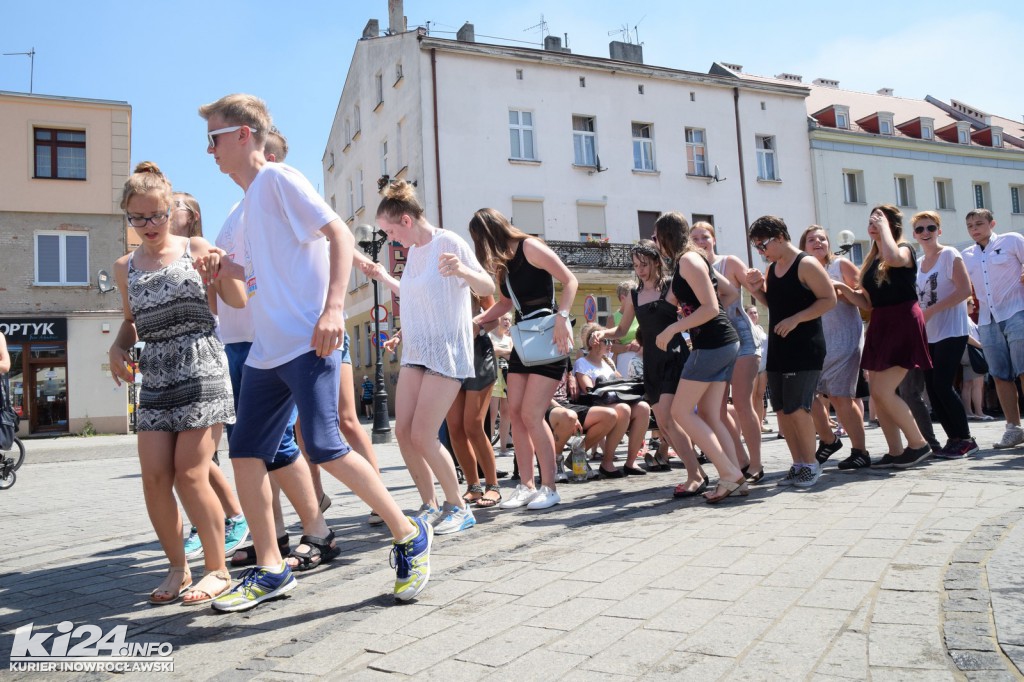 Na Rynku młodzież powitała wakacje