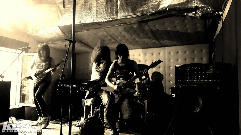 Metalowe powitanie wakacji