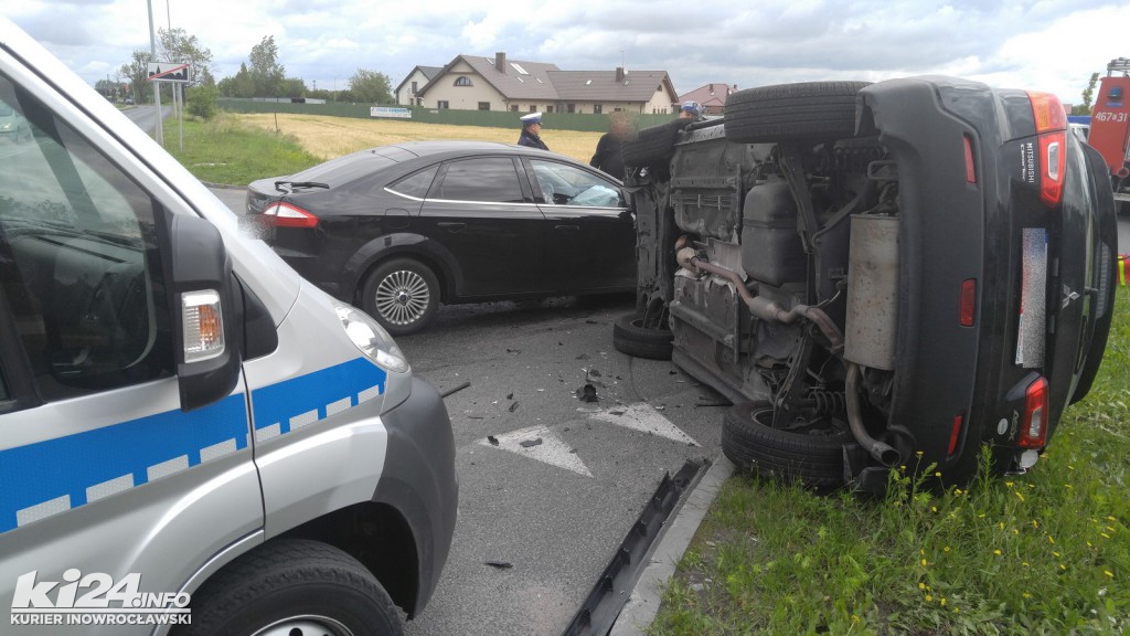 Zderzenie samochodów na feralnym skrzyżowaniu