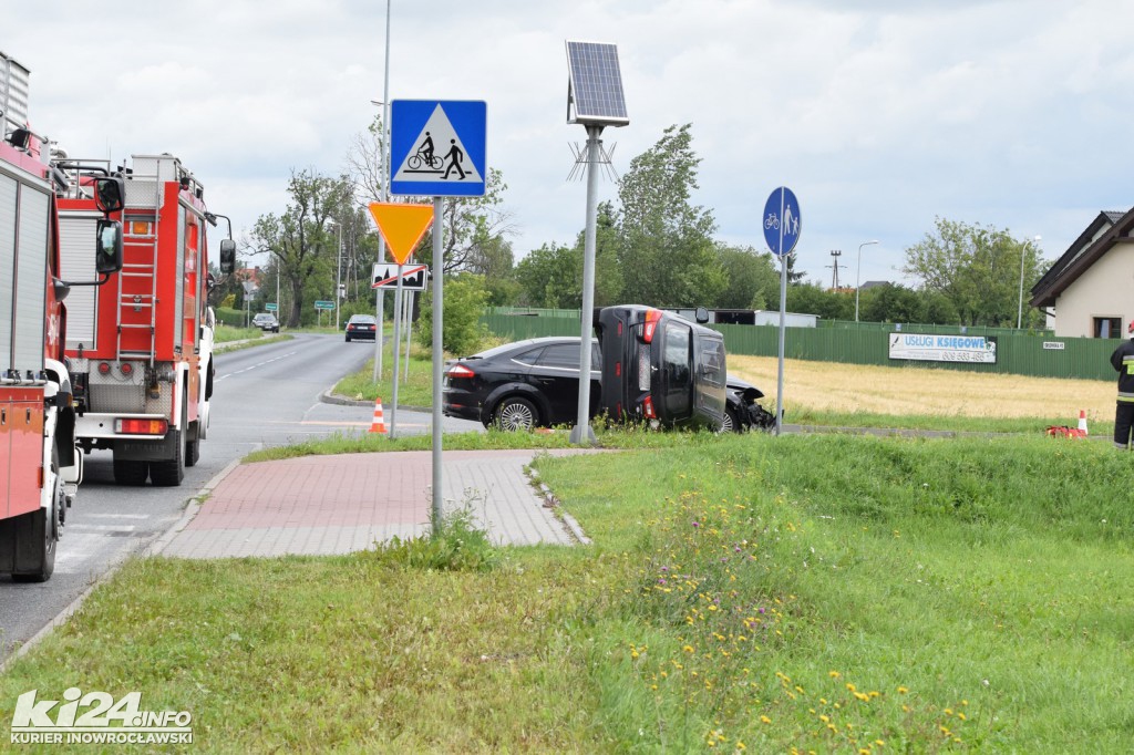 Zderzenie samochodów na feralnym skrzyżowaniu