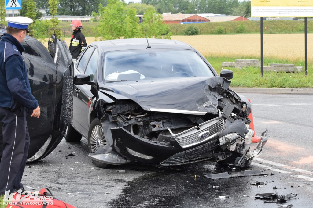 Zderzenie samochodów na feralnym skrzyżowaniu