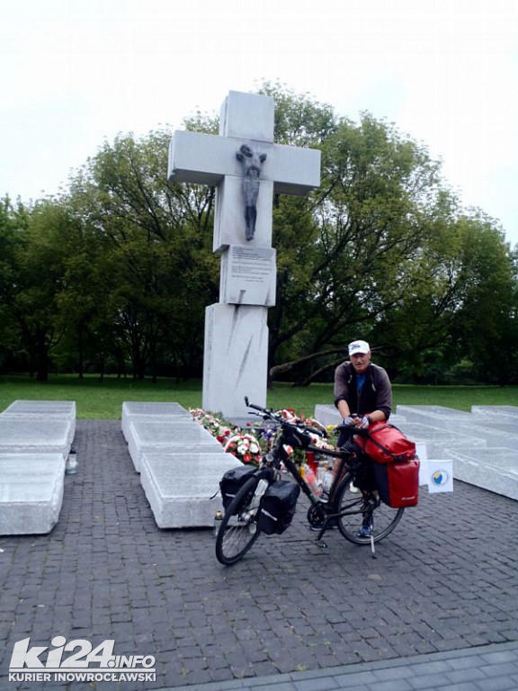 1219 km rowerem w hołdzie pomordowanym na Wołyniu