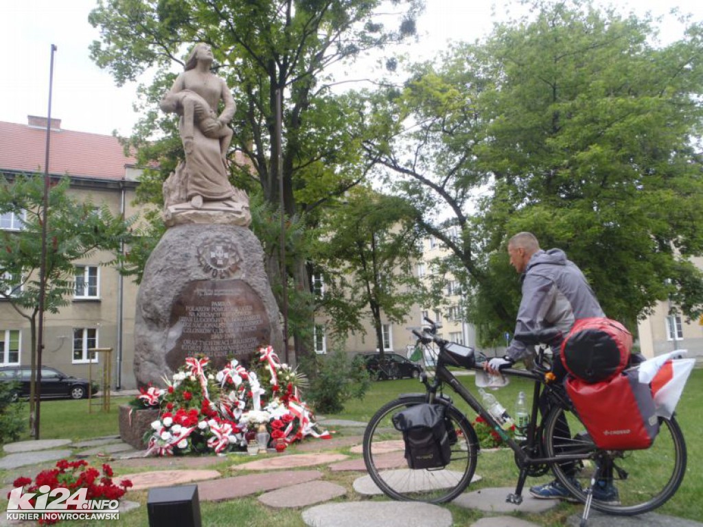 1219 km rowerem w hołdzie pomordowanym na Wołyniu
