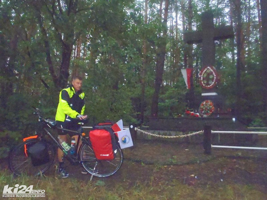 1219 km rowerem w hołdzie pomordowanym na Wołyniu