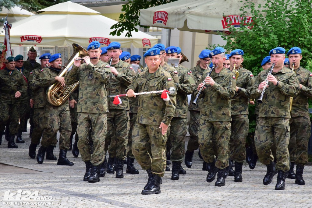 Siły zbrojne świętują. Były awanse i odznaczenia