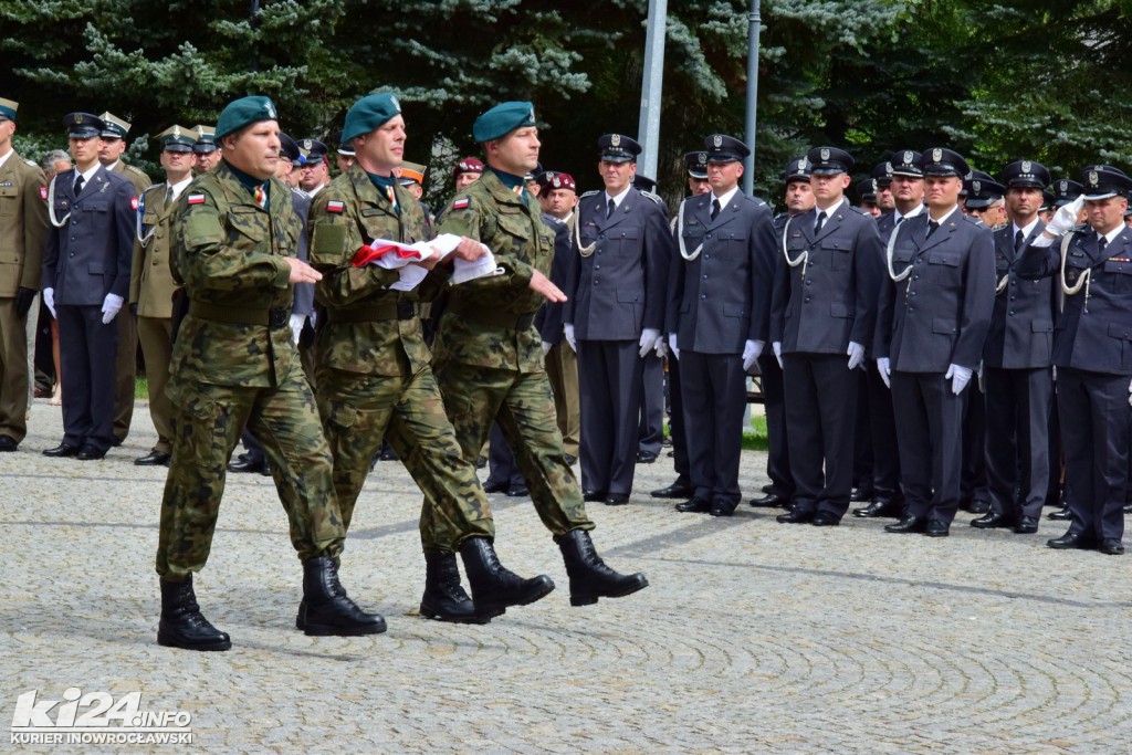Siły zbrojne świętują. Były awanse i odznaczenia