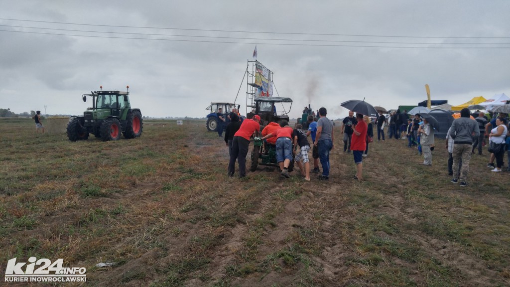 Ryczące maszyny wyjechały na pola Wielowsi
