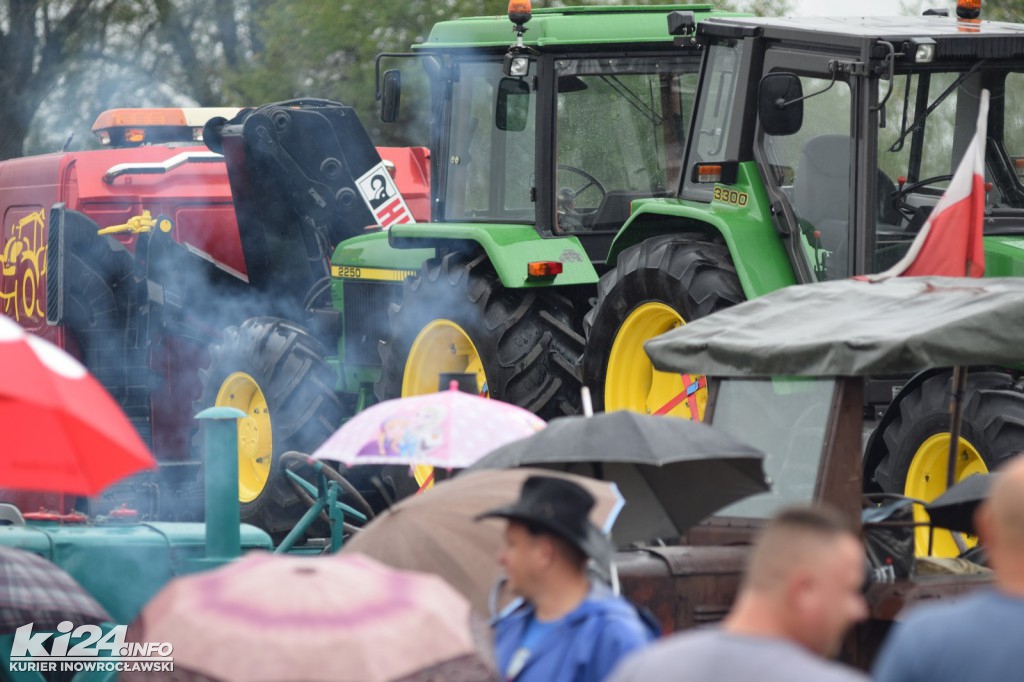 Ryczące maszyny wyjechały na pola Wielowsi