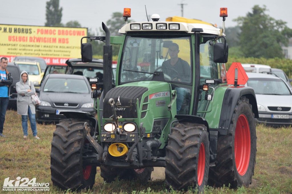Ryczące maszyny wyjechały na pola Wielowsi