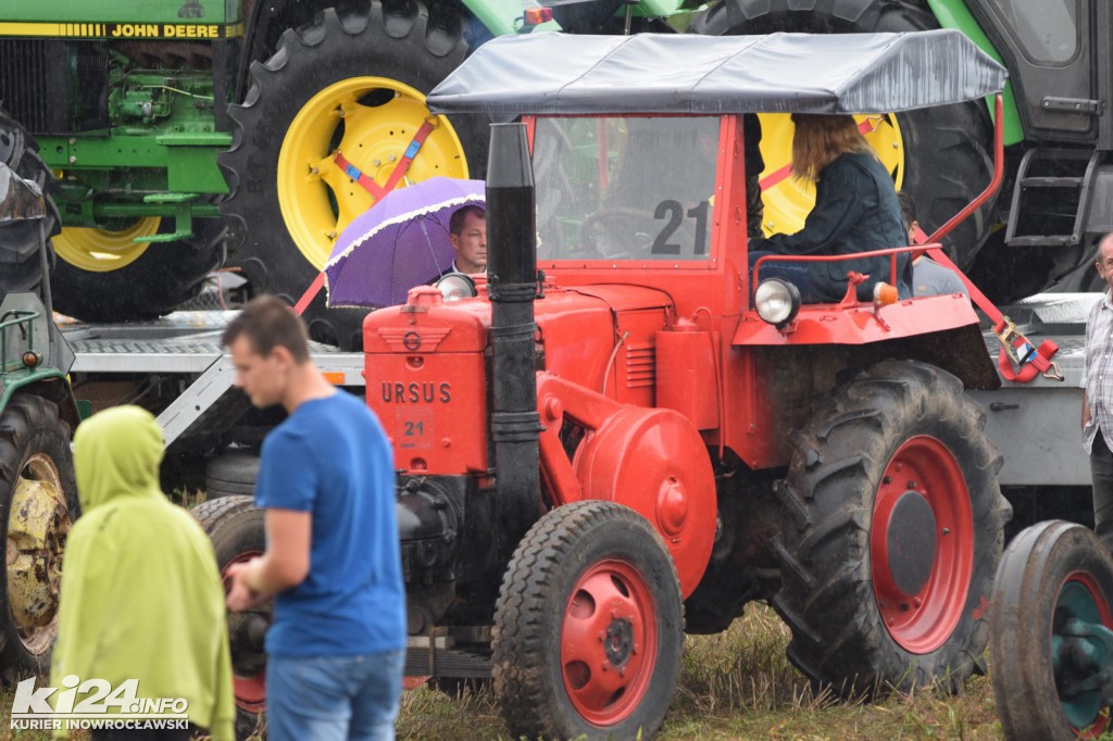 Ryczące maszyny wyjechały na pola Wielowsi