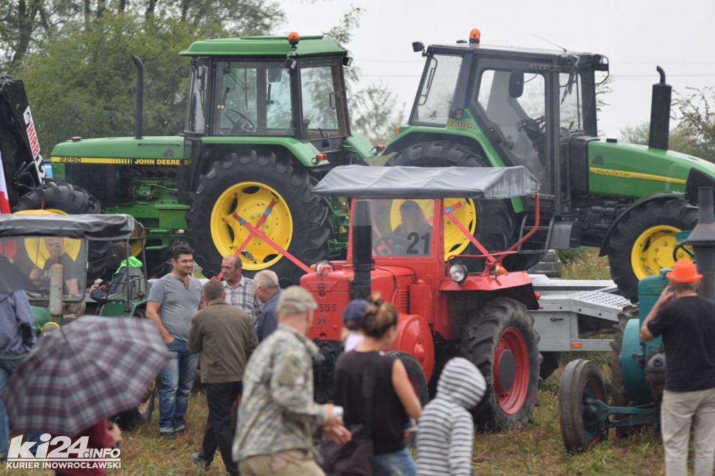 Ryczące maszyny wyjechały na pola Wielowsi