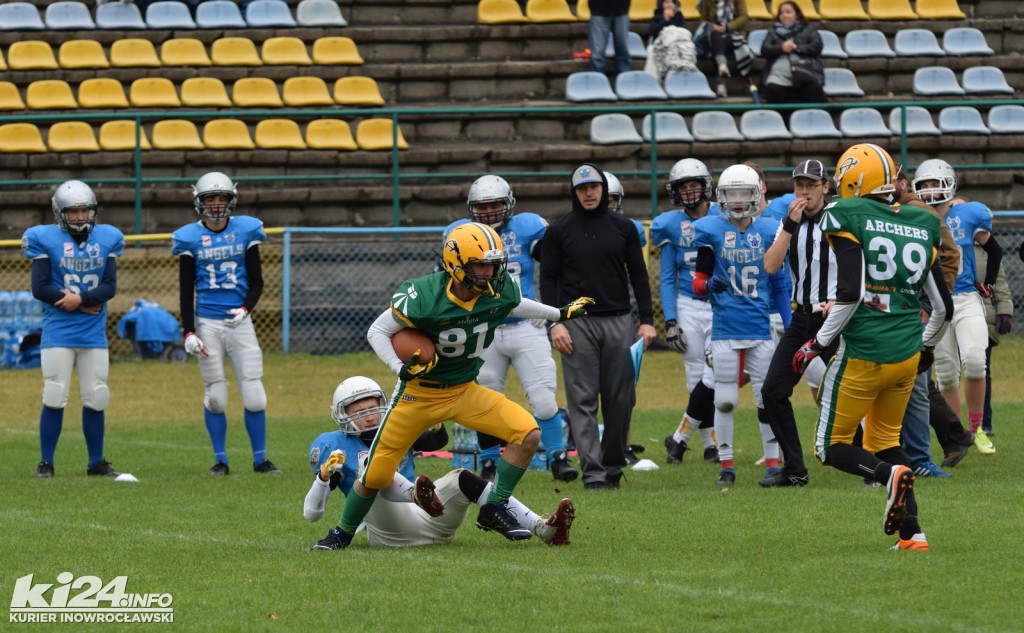 Futbol amerykański rządzi na stadionie Goplanii