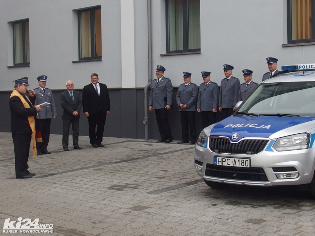 Nowy radiowóz dla inowrocławskich policjantów