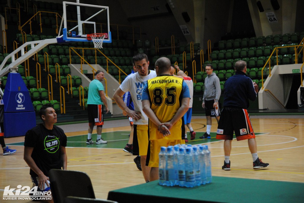 Niepodległościowy turniej koszykówki