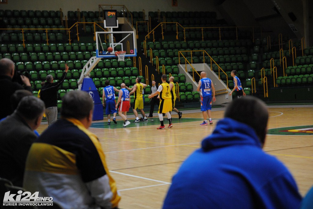 Niepodległościowy turniej koszykówki