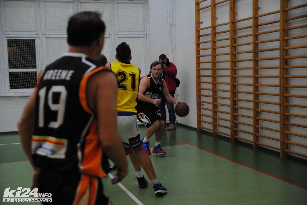 Niepodległościowy turniej koszykówki