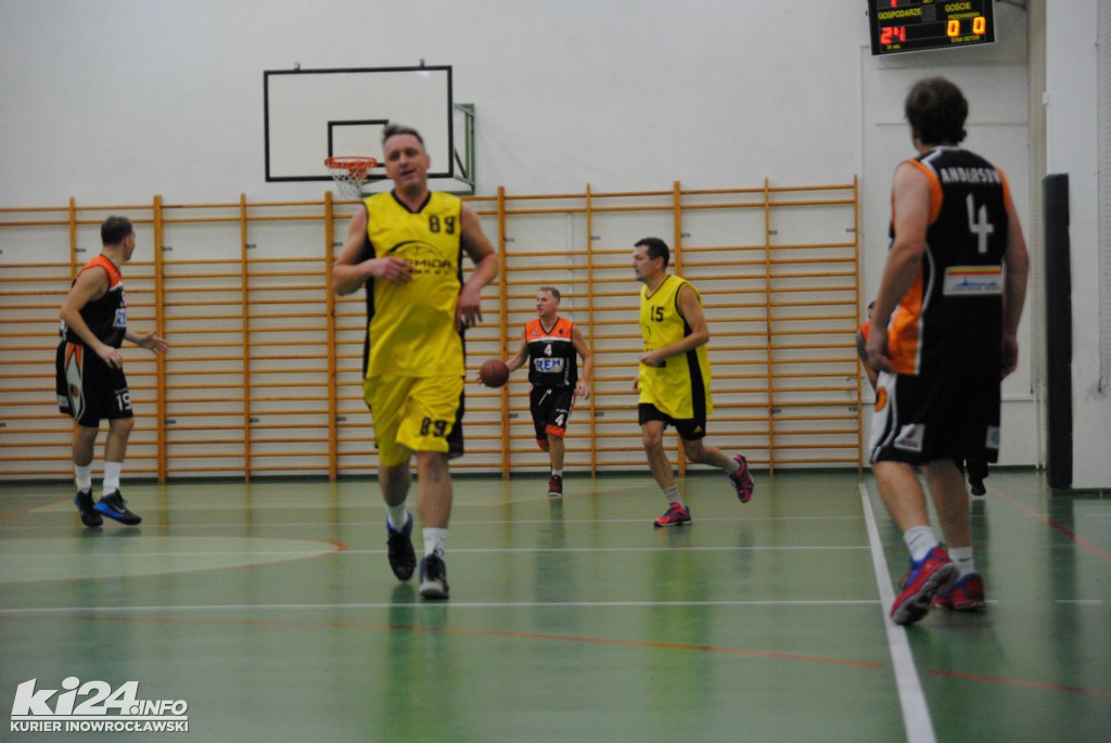 Niepodległościowy turniej koszykówki