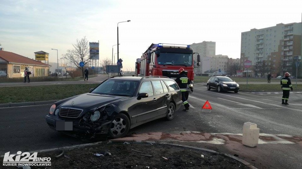 Kolejna kolizja na rąbińskim skrzyżowaniu