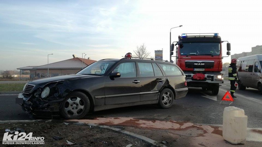 Kolejna kolizja na rąbińskim skrzyżowaniu