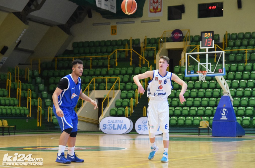 Trzydniowy maraton dla kibiców basketu