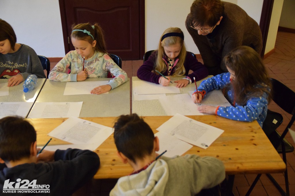 Muzeum opanowali poszukiwacze skarbów