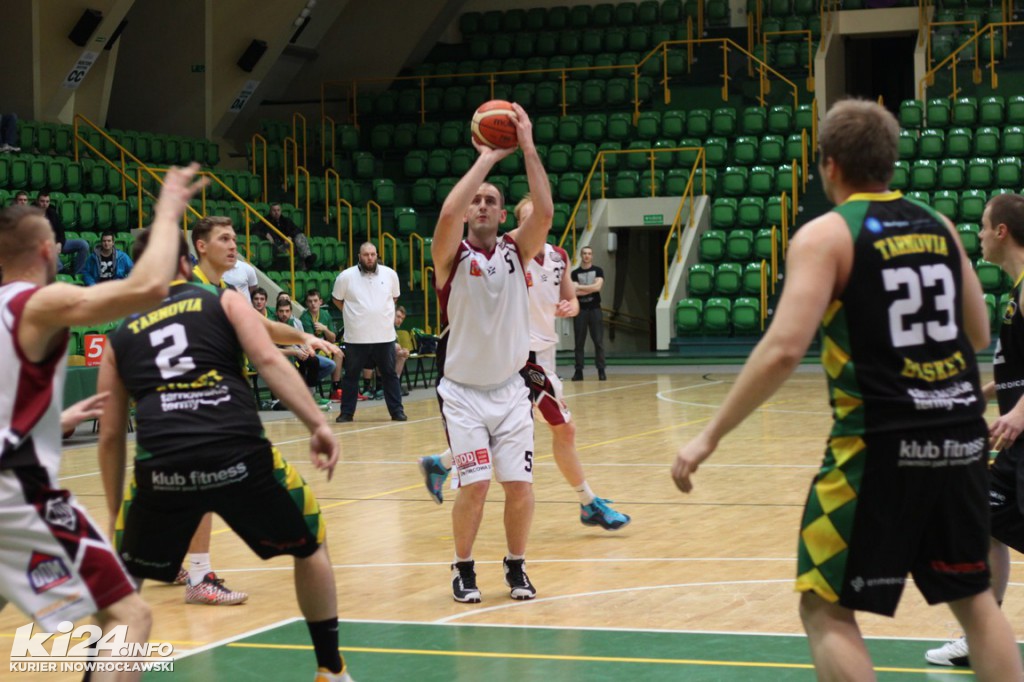 Domino Inowrocław - Tarnovia Basket Tarnowo Podgórne
