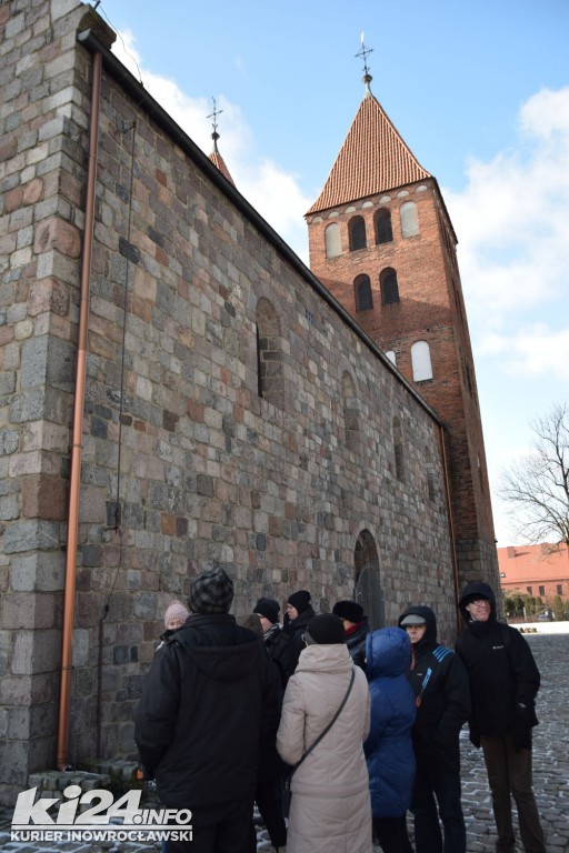Zwiedzali Inowrocław z przewodnikiem
