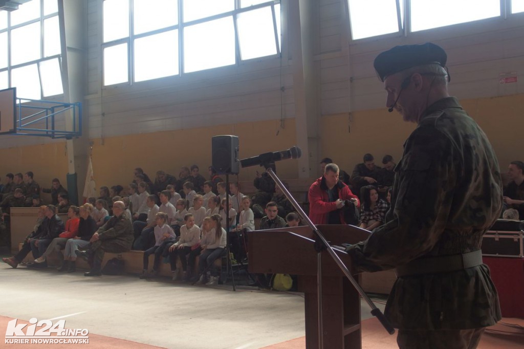 Wojewódzki Przegląd Musztry Klas Mundurowych