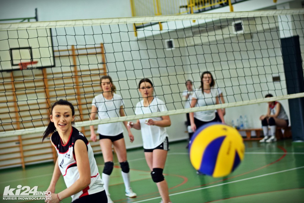 XIV Amatorskie Mistrzostwa Kobiet w Siatkówce