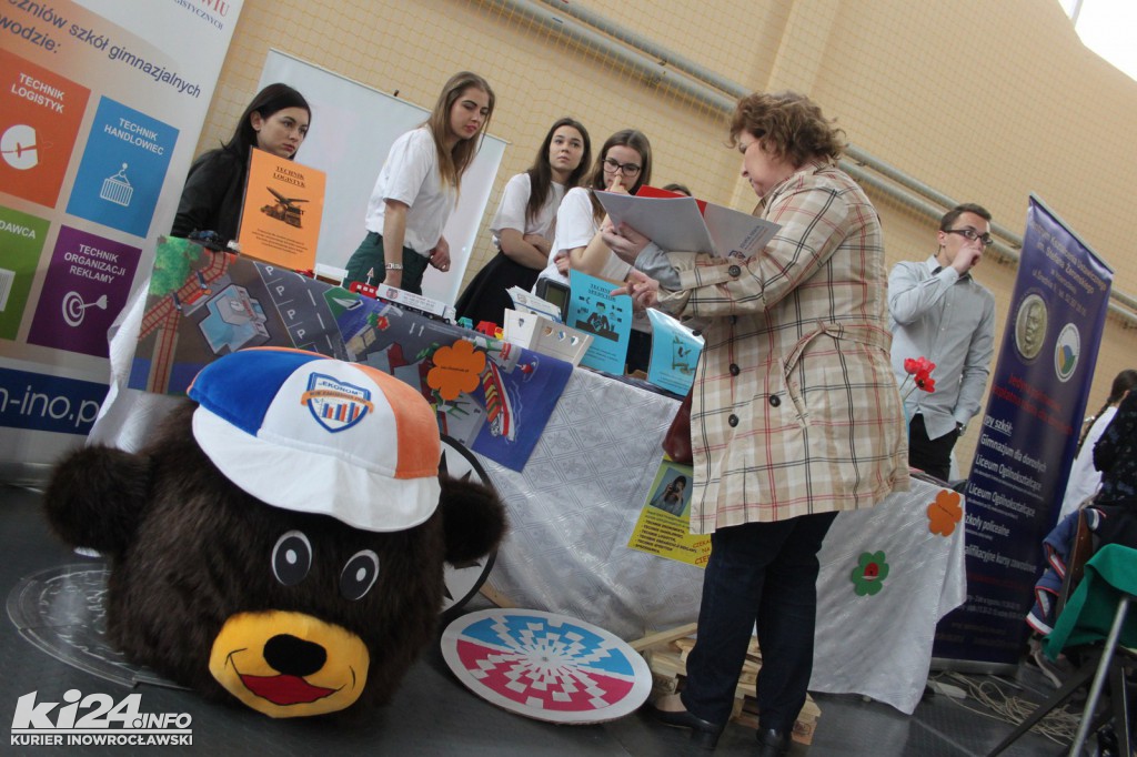 VII Powiatowe Targi Edukacyjne