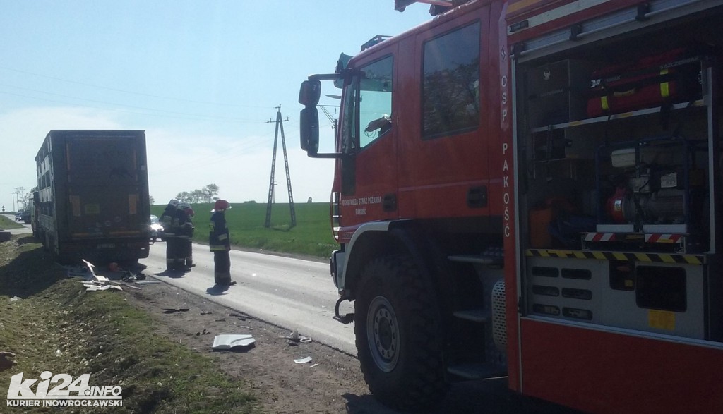 Zderzenie dwóch ciężarówek pod Janikowem