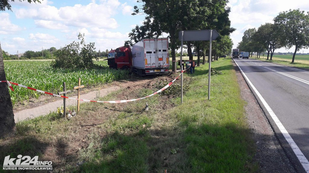 BMW zderzyło się z TIR-em