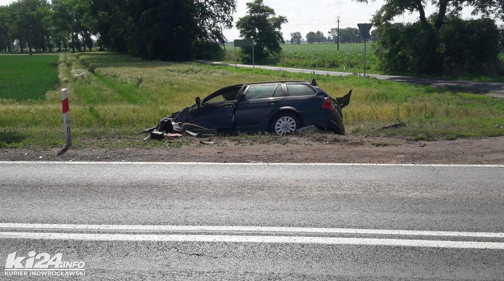 BMW zderzyło się z TIR-em