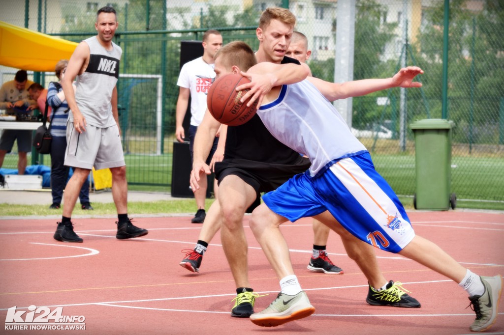Turniej koszykówki ulicznej