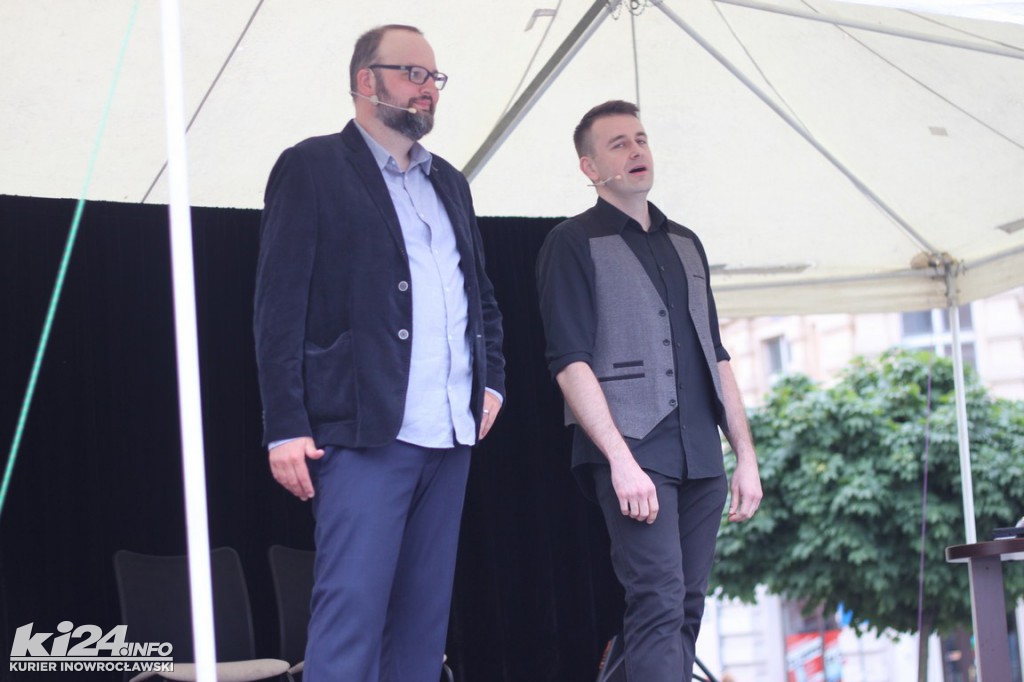 Występ kabaretu K2