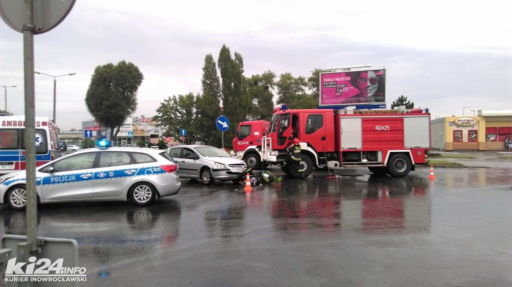 Skuter zderzył się z peugeotem