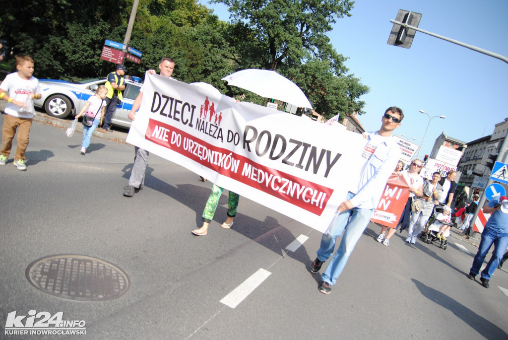 Protest przeciwko przymusowym szczepieniom