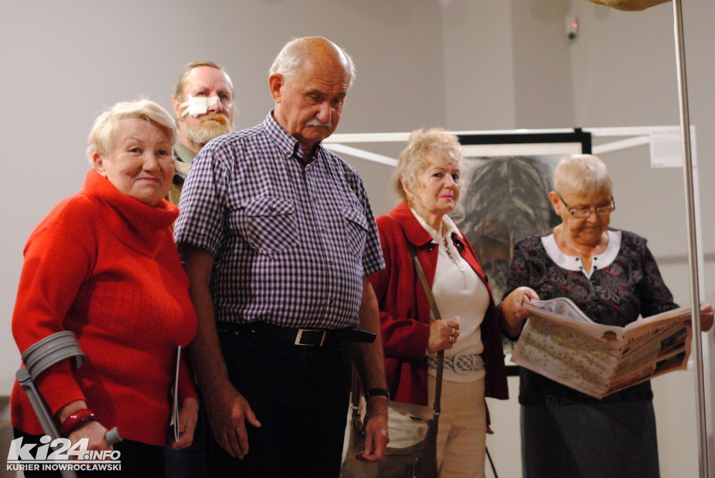 Wystawa rzeźb Magdaleny Abakanowicz