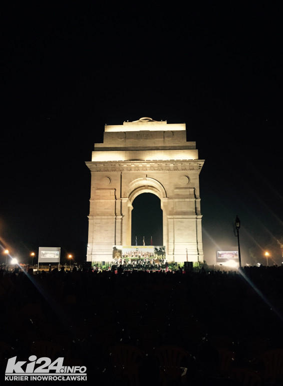 Którędy do przodu? DELHI