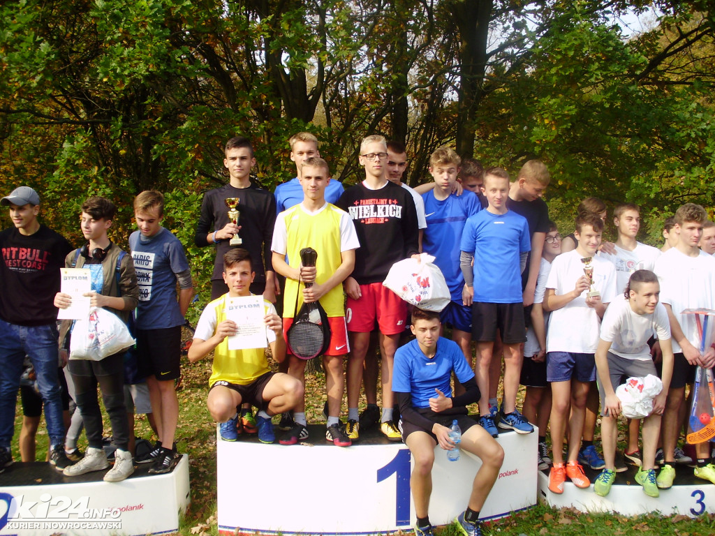 Mistrzowskie szkolne sztafety w Solankach