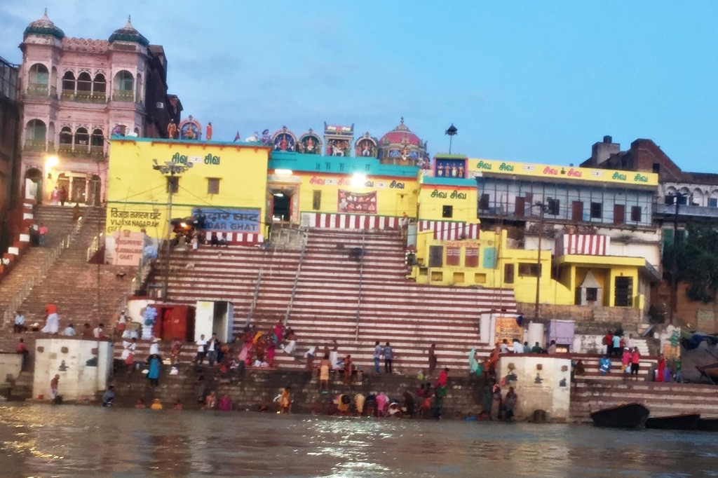 Którędy do przodu? VARANASI
