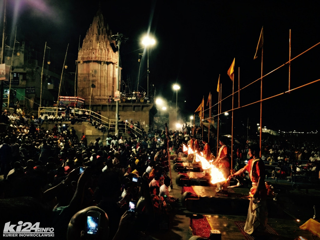Którędy do przodu? VARANASI