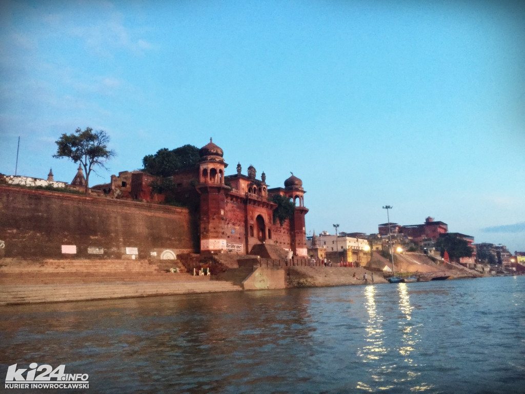 Którędy do przodu? VARANASI