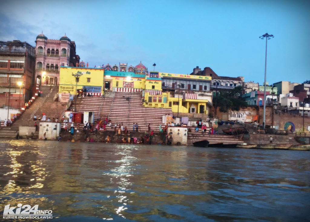 Którędy do przodu? VARANASI