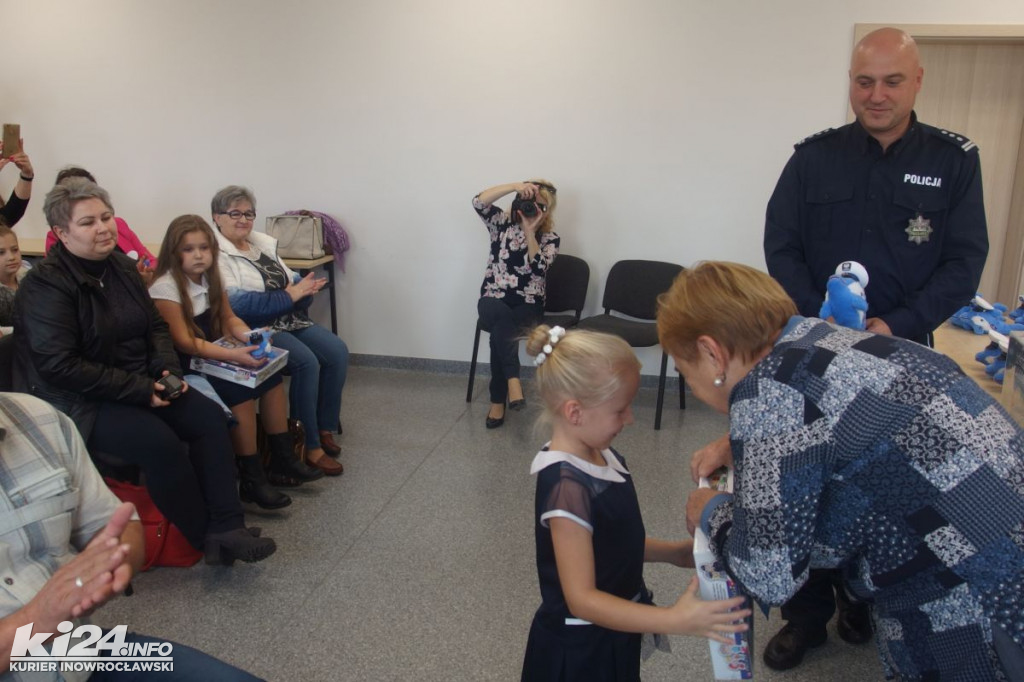 Bezpieczna droga do szkoły z poradami Polfinka