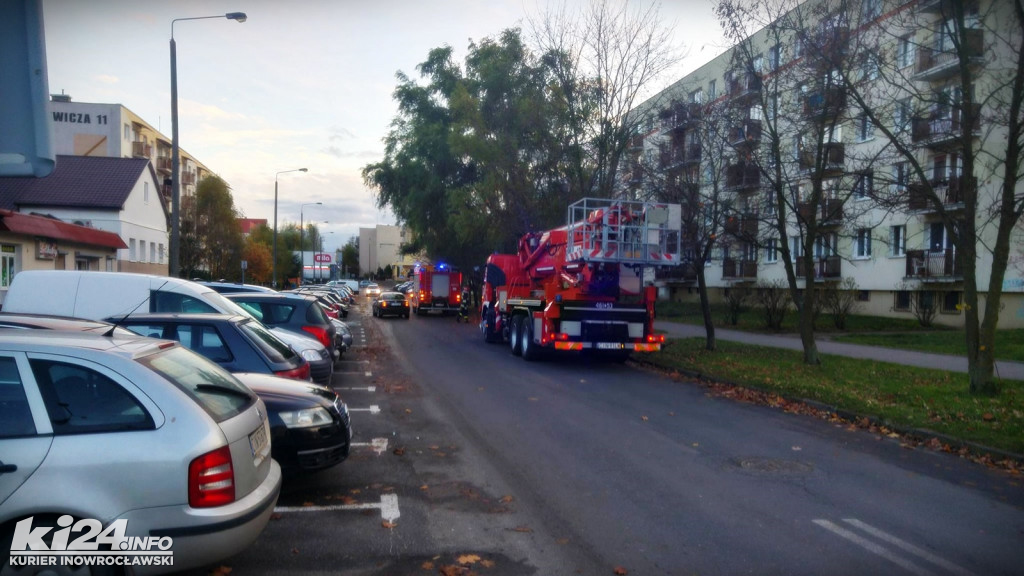 Znów mocno wieje. Strażacy wciąż w pogotowiu