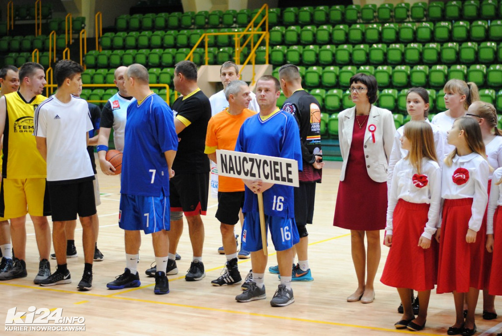 Turniej koszykówki z okazji Święta Niepodległości